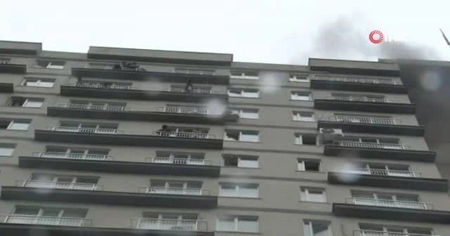 İstanbul’da 18 katlı rezidansta yangın: Mahsur kalanlar var