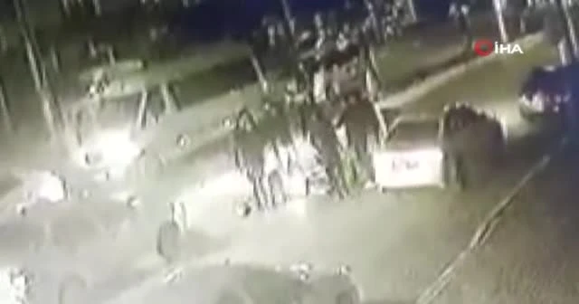 Sipariş götüren kadın kuryeye trafik magandaları saldırdı