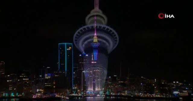 Yeni Zelanda, 2022’ye havai fişek gösterileriyle girdi