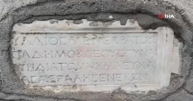 Binlerce yıllık mezarın üstüne kat çıktılar
