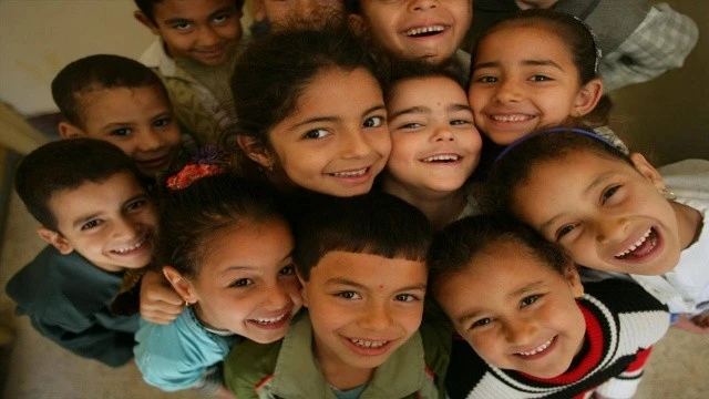Enfeksiyon uzmanından 'Omicron' uyarısı: Çocukları da hedefliyor