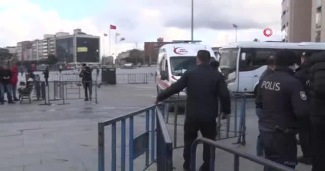 İstanbul Adliyesi önünde polise bıçaklı saldırı