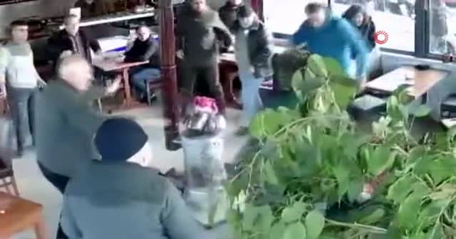 Sancaktepe’de direksiyon sınavından geçemeyen kadının ailesi öğretmeni darp etti