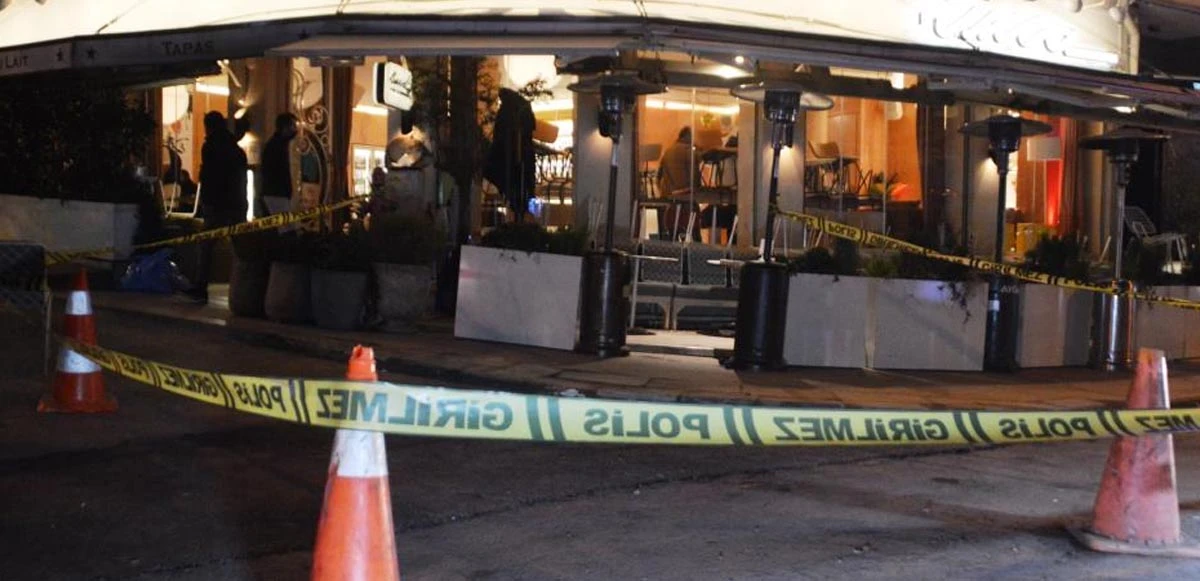 Bebek'te kafeye silahlı saldırı: Ünlü şarkıcı da oradaydı