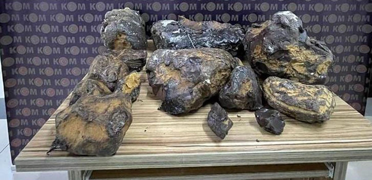 Operasyonda servet değerinde balina kusmuğu ele geçirildi