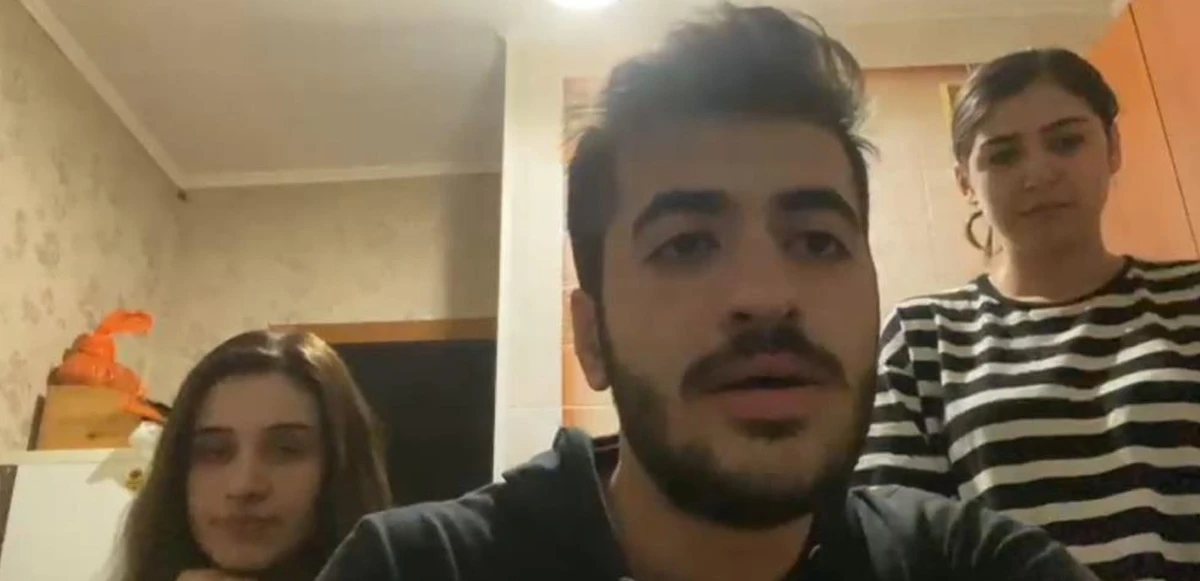 Öğrenciler tahliye edilmeyi bekliyor
