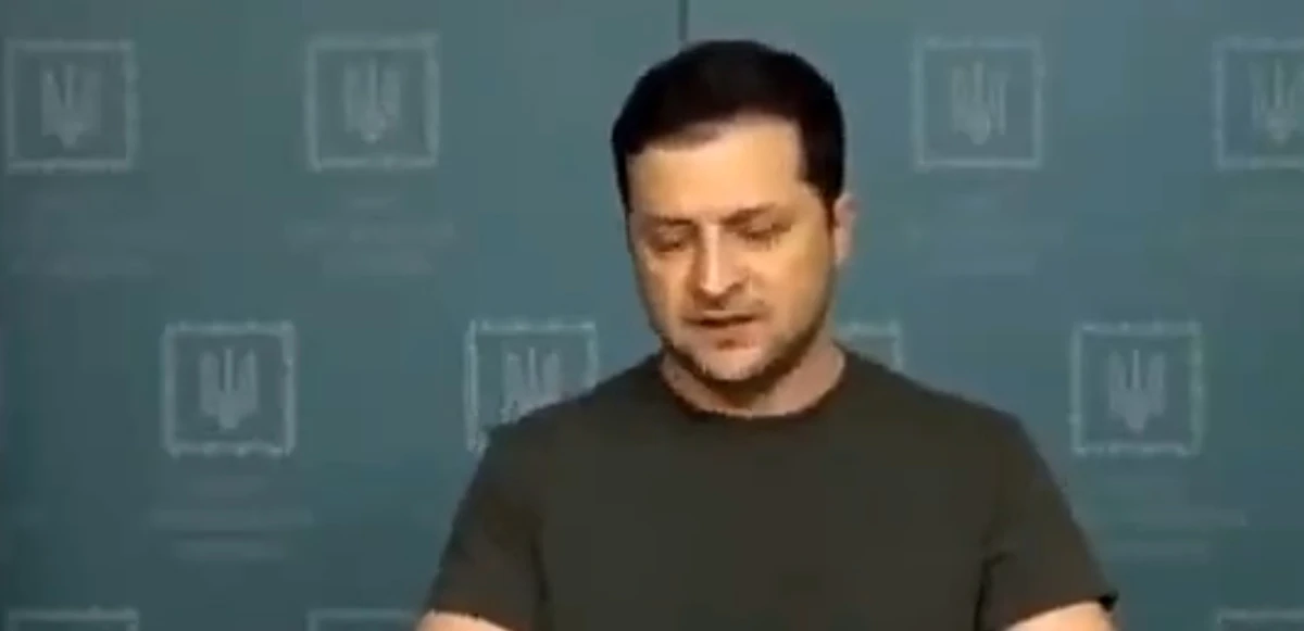 Alman tercüman canlı yayında gözyaşlarına boğuldu