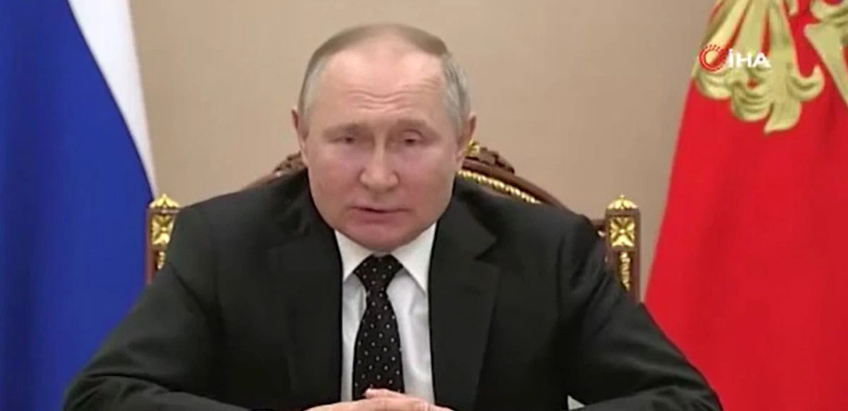 Putin'den Rus ordusuna özel savaş durumuna geçilmesi talimatı