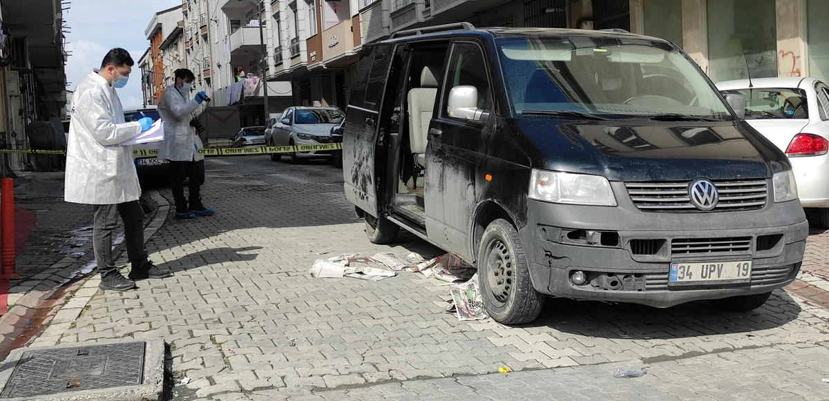 Küçük çocuk minibüsün altında kaldı