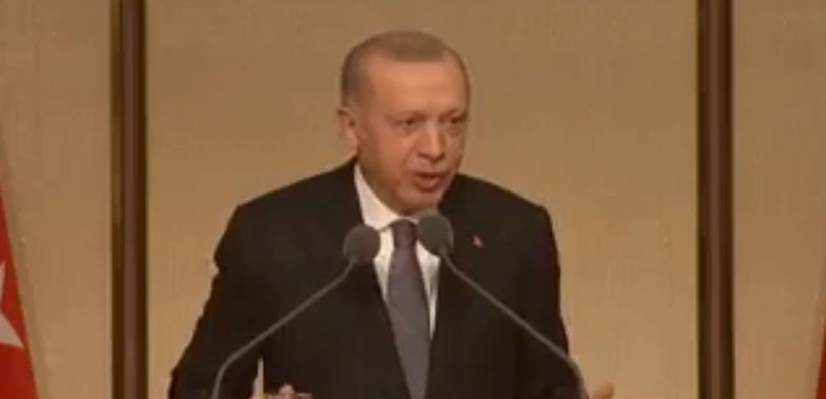 Erdoğan'dan sesinin çatallaşması ile ilgili açıklama