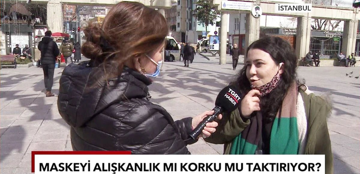 Takan da var takmayan da! Yasak kalktı maske kalkmadı!
