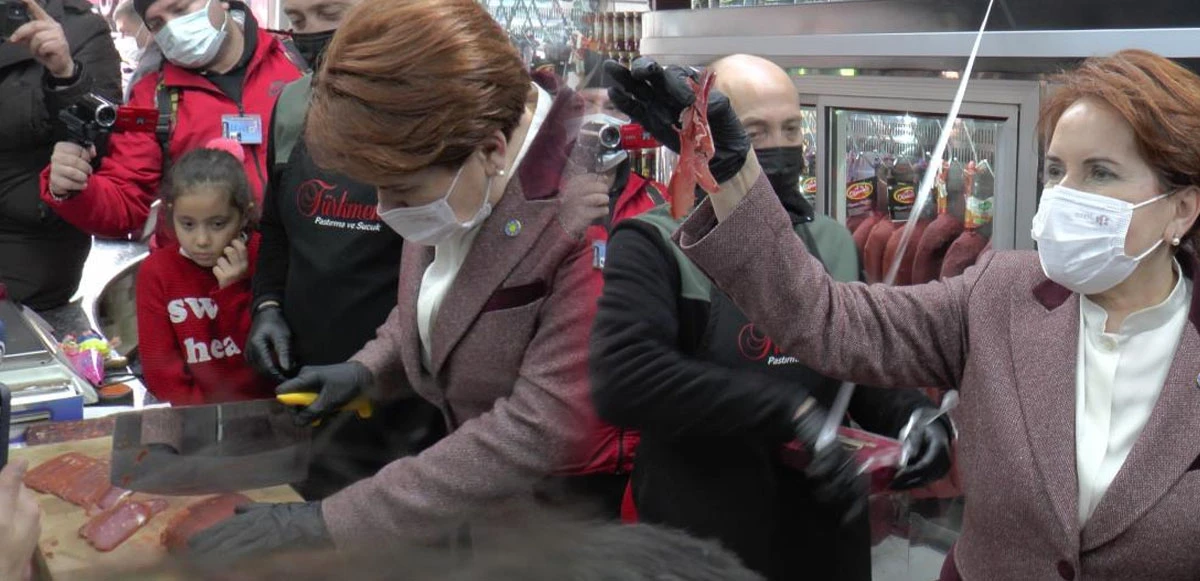 Meral Akşener, Kayseri’de pastırma dilimledi