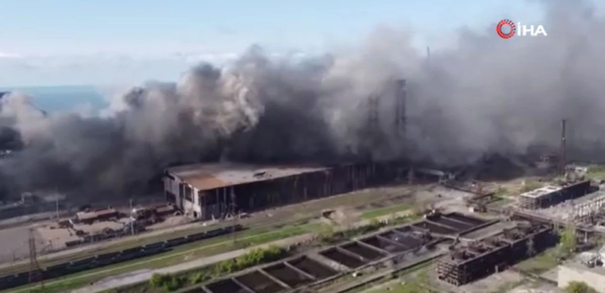 Rusya Azovstal fabrikasını vurmaya devam ediyor
