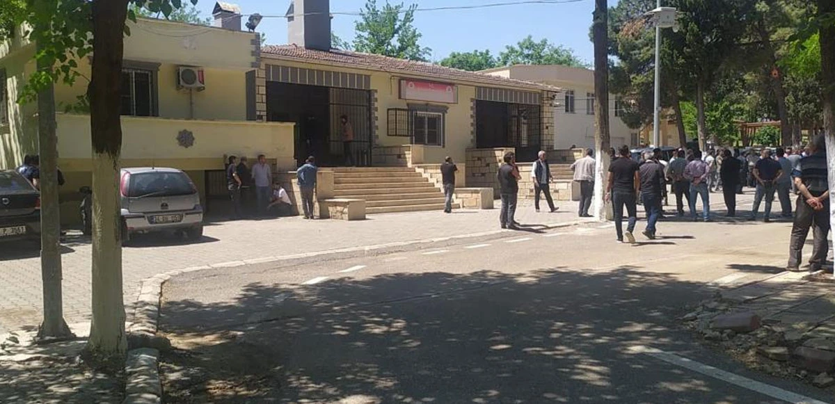 Akrabaların arazi anlaşmazlığı davasında kan aktı