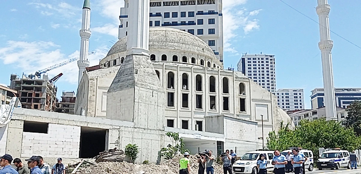 Esenyurt Belediye Başkanı Deniz Bozkurt cami tartışmasına son noktayı koydu: Belediyenin mülkü