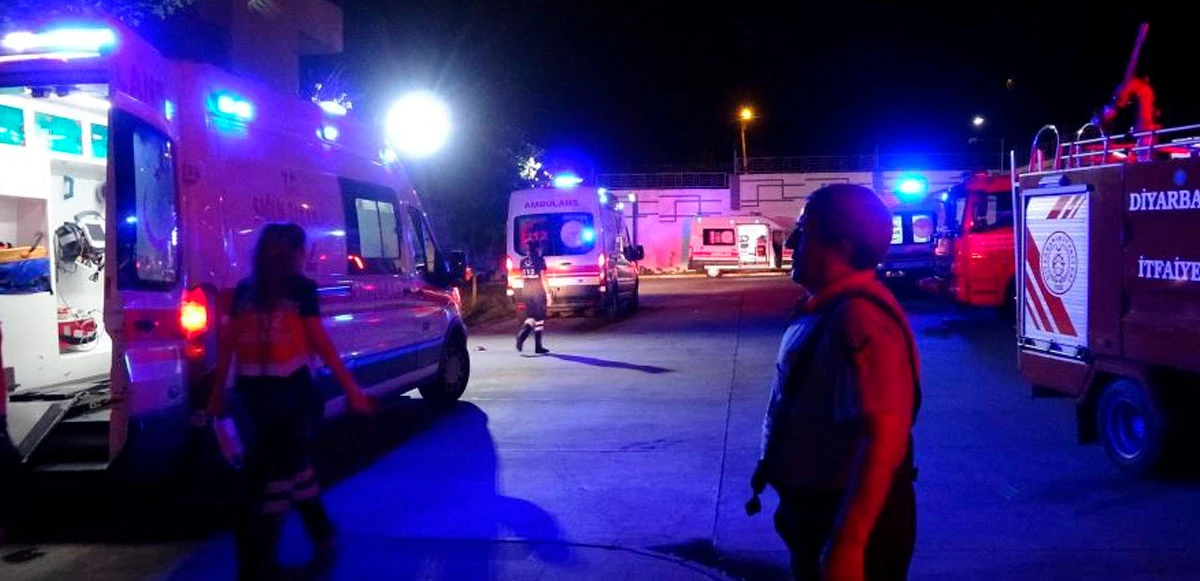Diyarbakır’da korkunç gece: 25 katlı binada yangın! 1 ölü, 50 yaralı