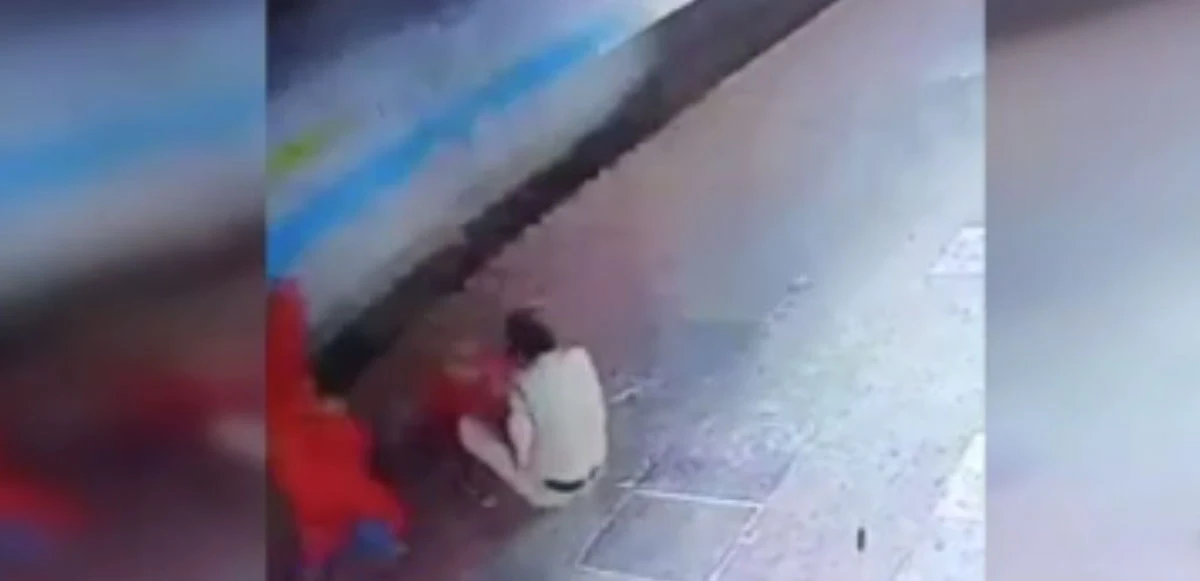 Uyarılara aldırmadı tren raylarında ölümle burun buruna geldi