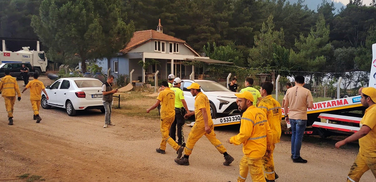 Alevlerin tehdidi sonrası kriz merkezi boşaltılıyor