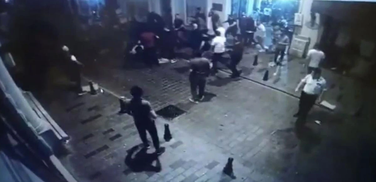 CHP’li Tanrıkulu’nun oğlu ve yeğeni bıçaklandı