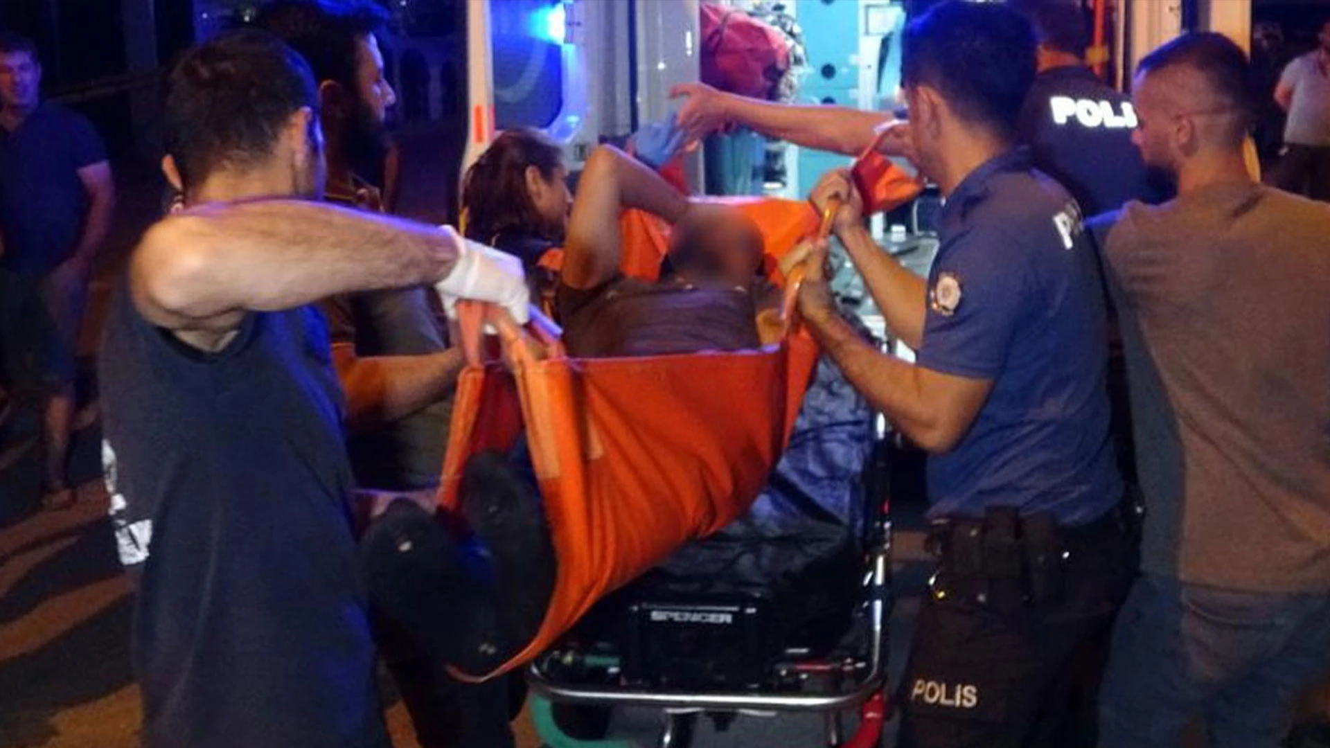 Misafirliğe gittiği ev mezarı olacaktı! Balkona çıktığı anda üzerine kurşun yağdı