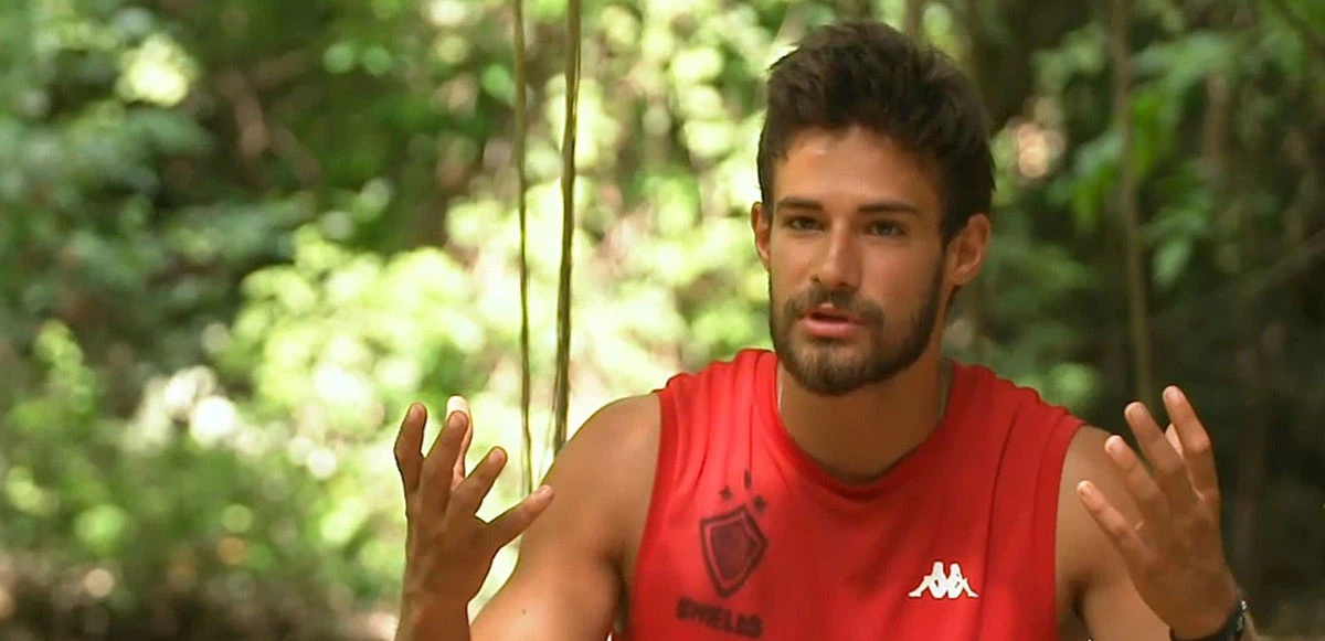 Dominik'ten dönen Survivor Batuhan benzin fiyatlarını görünce şoke oldu