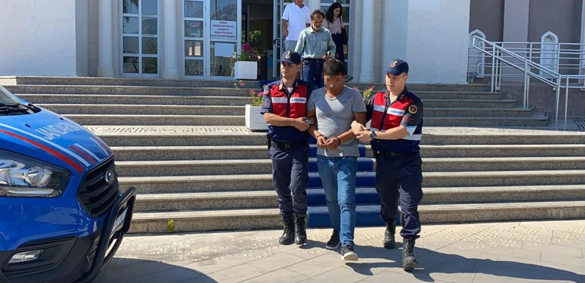 Bir aileyi katletti: Eşini, kayınvalidesini, kayınpederini bıçaklayıp kaçtı