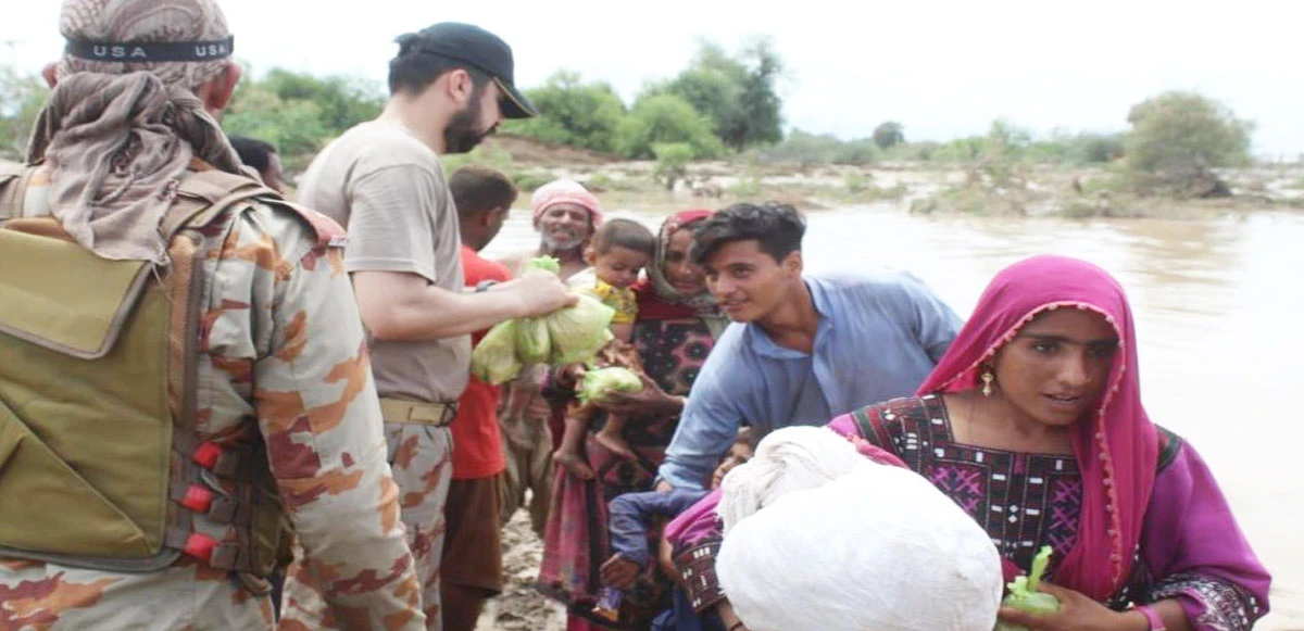 Muson yağmurlarında 111 kişi öldü, 6.000'den fazla ev yıkıldı