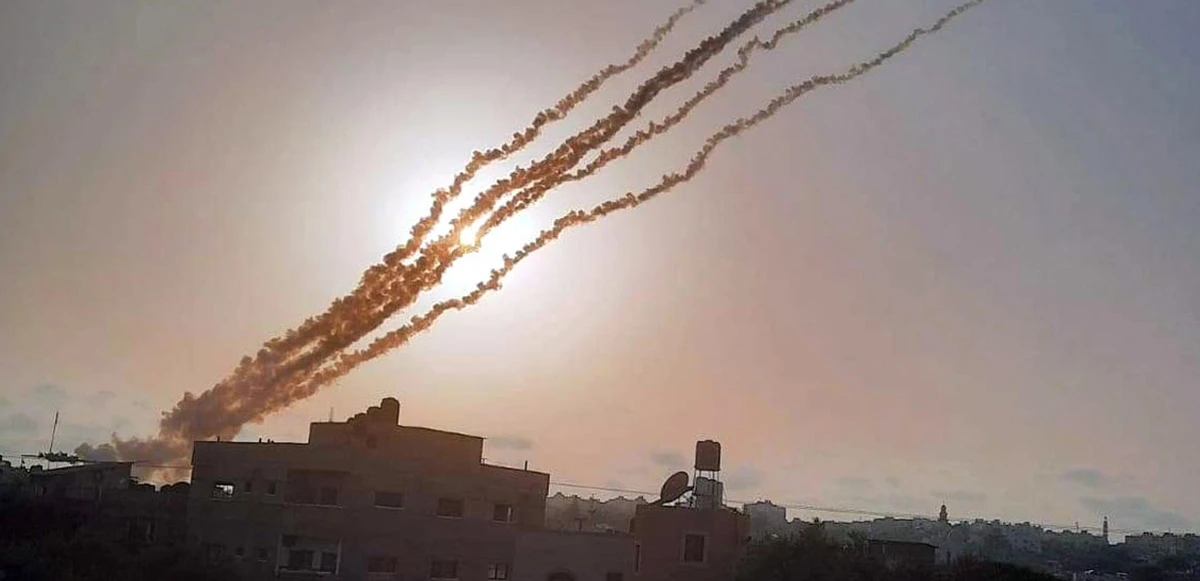 Art arda roketler atıldı: İsrail'de siren sesleri yükseldi