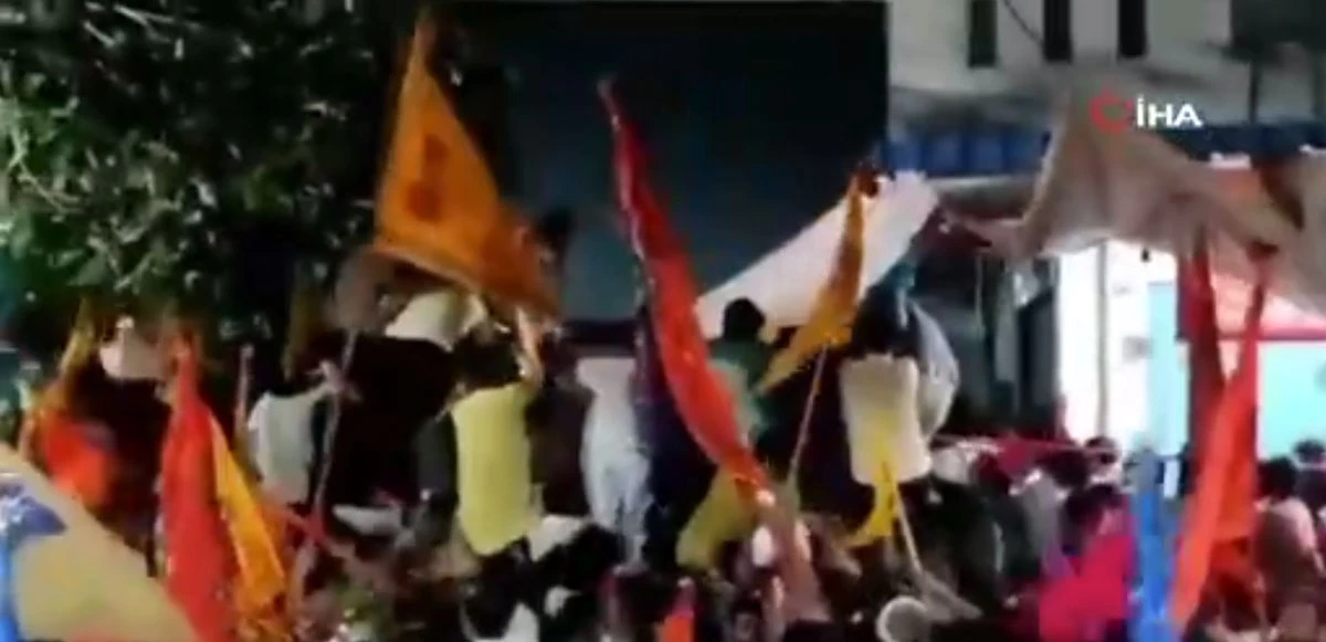 Tapınak'ta birbirlerini ezdiler! İzdihamda 3 kişi öldü