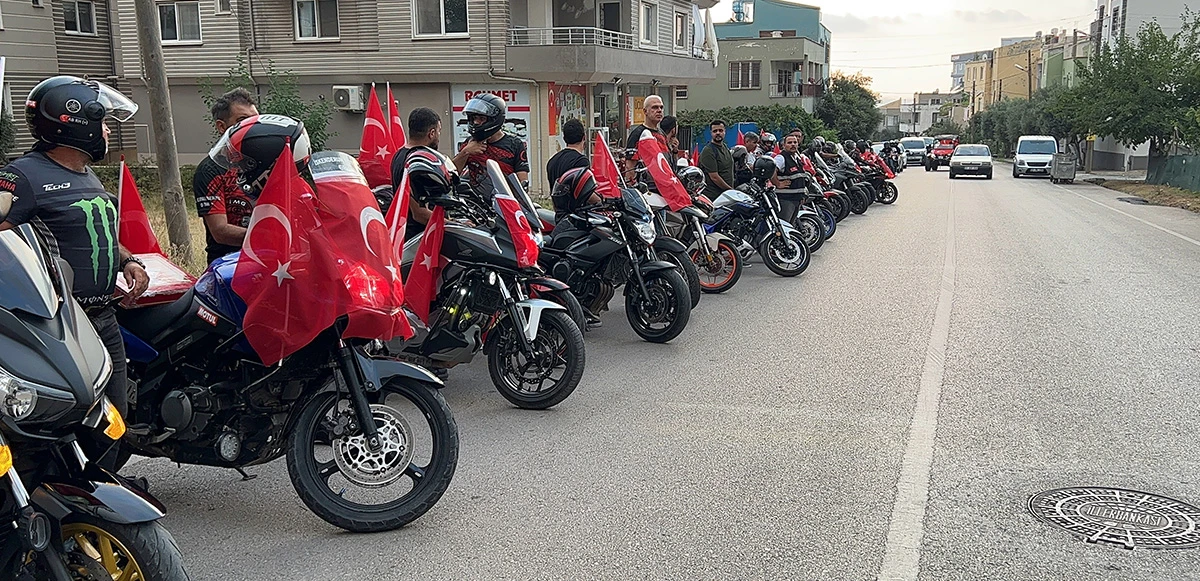 Eren Bülbül’ü korurken şehit olan Ferhat Gedik'in kabrine 41 Türk bayrağı dikildi
