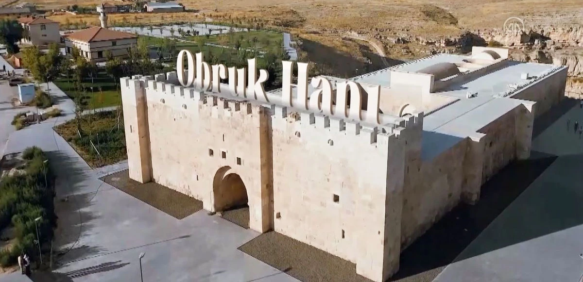 Görenler hayran kaldı, 800 yıllık obruk manzaralı han açılıyor