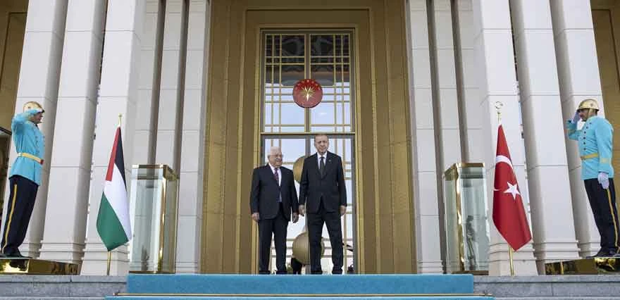 Cumhurbaşkanı Erdoğan, Filistin Devlet Başkanı Abbas’ı resmi törenle karşıladı