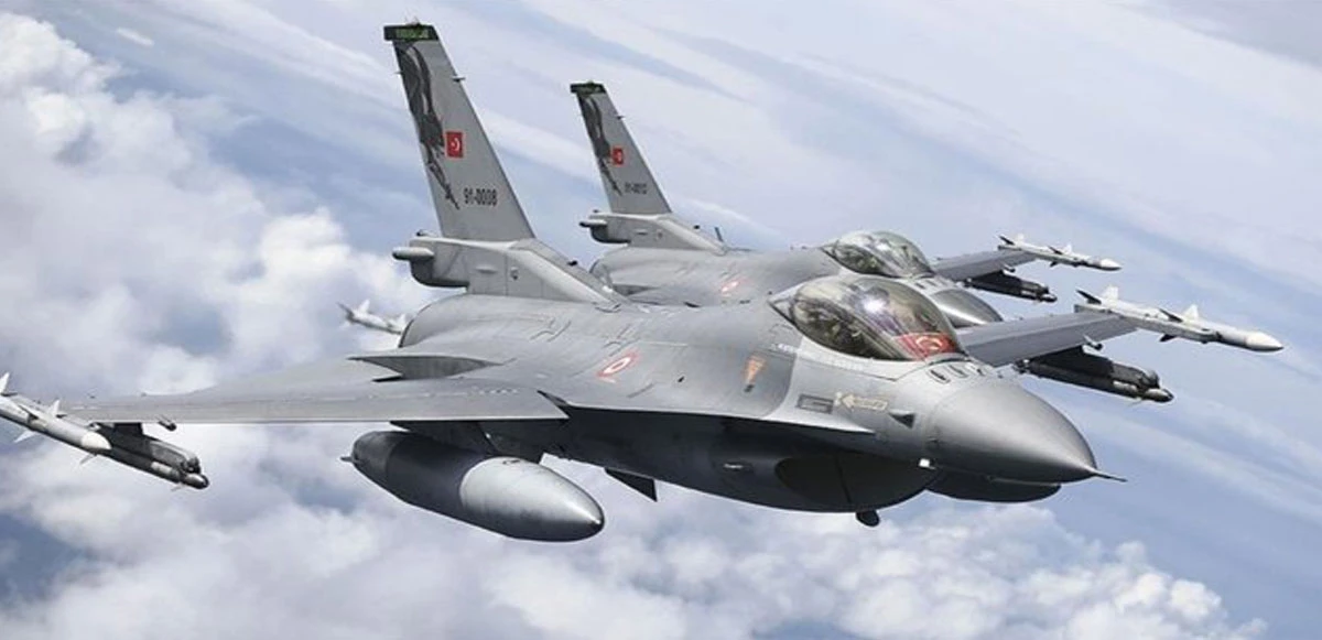 Yunanistan Türk jetlerini taciz etti! Emekli Hava Pilot Tümgeneral Beyazıt Karataş'tan çarpıcı yorum: Türkiye'ye var diğerlerine yok