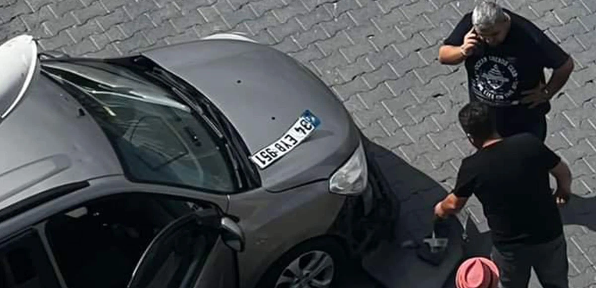 İstanbul'da bindiği araç kaza yapan küçük çocuğun öfkesini kimse dindiremedi
