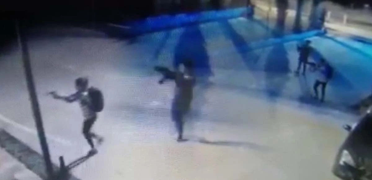 Mersin'deki polisevine hain saldırının görüntüleri ortaya çıktı
