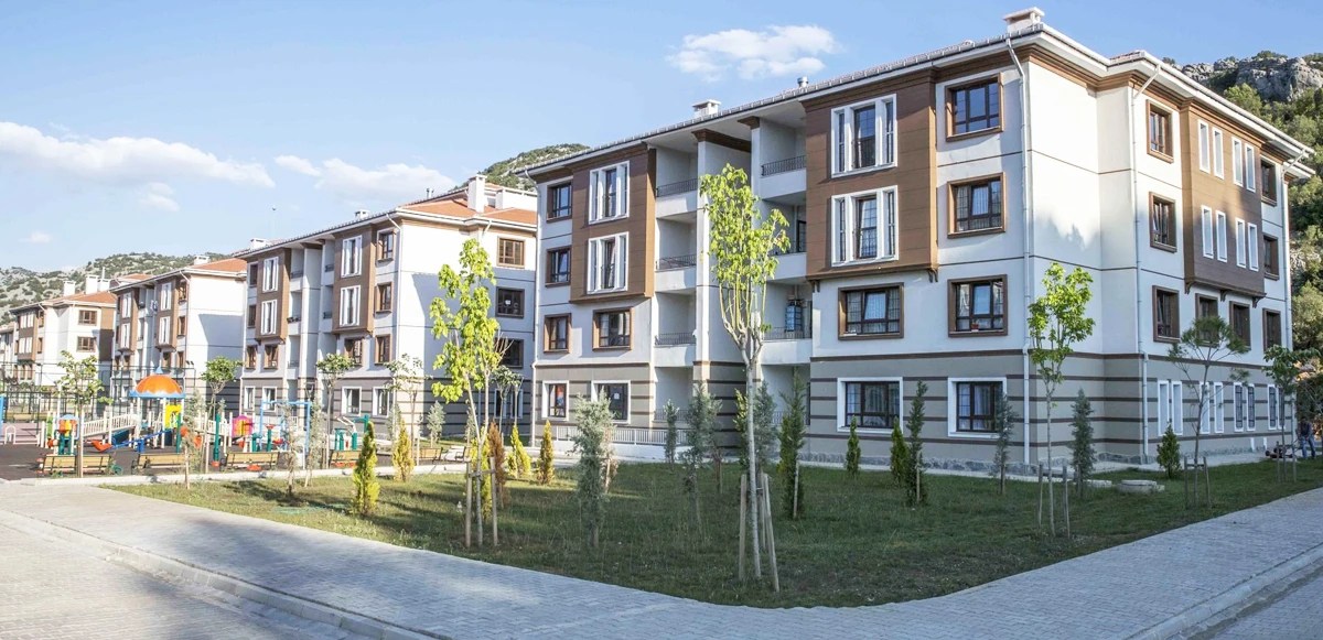 TOKİ arsa ve iş yeri için başvurular bugün başlıyor