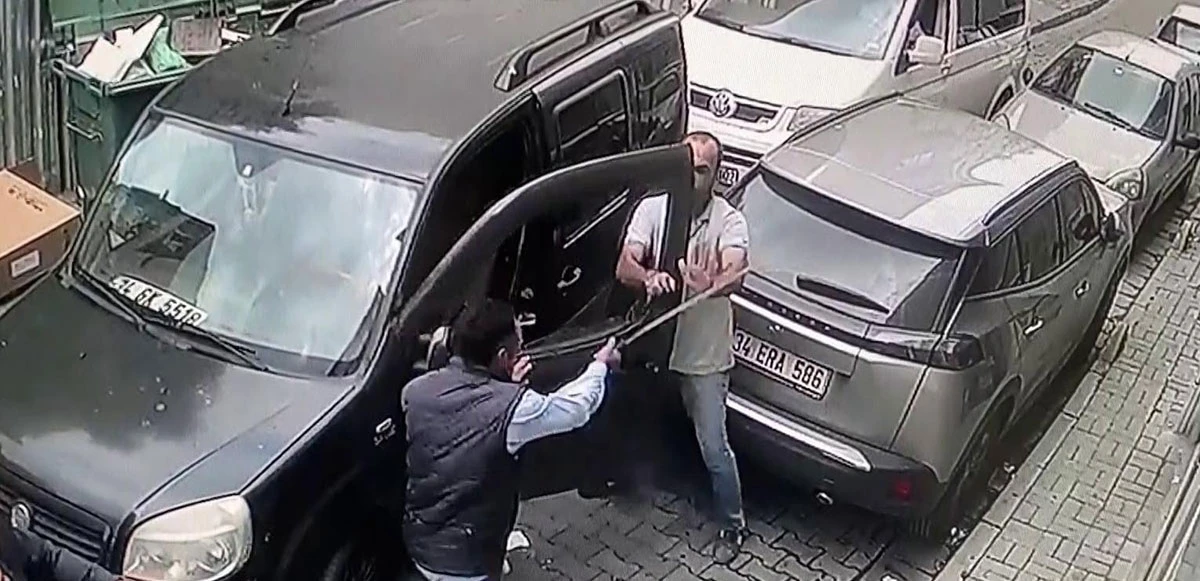 İstanbul Fatih’te sürücüye döner bıçağıyla saldıran kağıt toplayıcı tutuklandı