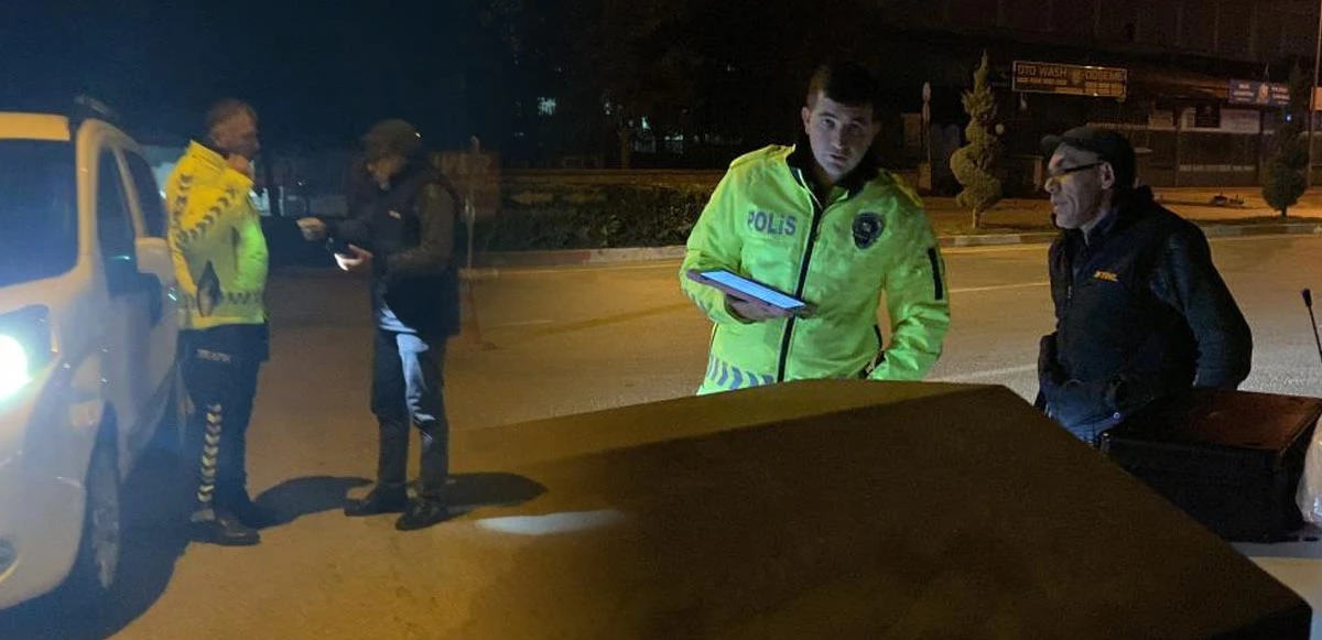 Ehliyetsiz sürücünün ilginç savunması polisi şaşkına çevirdi