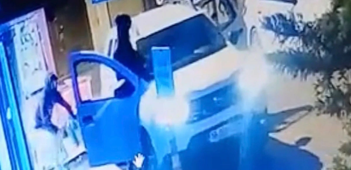 İstanbul'da komedi filmini andıran hırsızlık olayı: Hırsızlar suç ortağını unutarak kaçtı