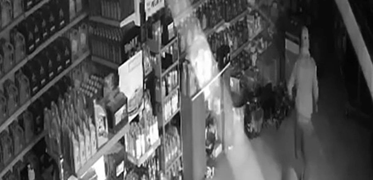 Kar maskeli hırsızlar 12 dakikada 300 bin liralık vurgun yaptı