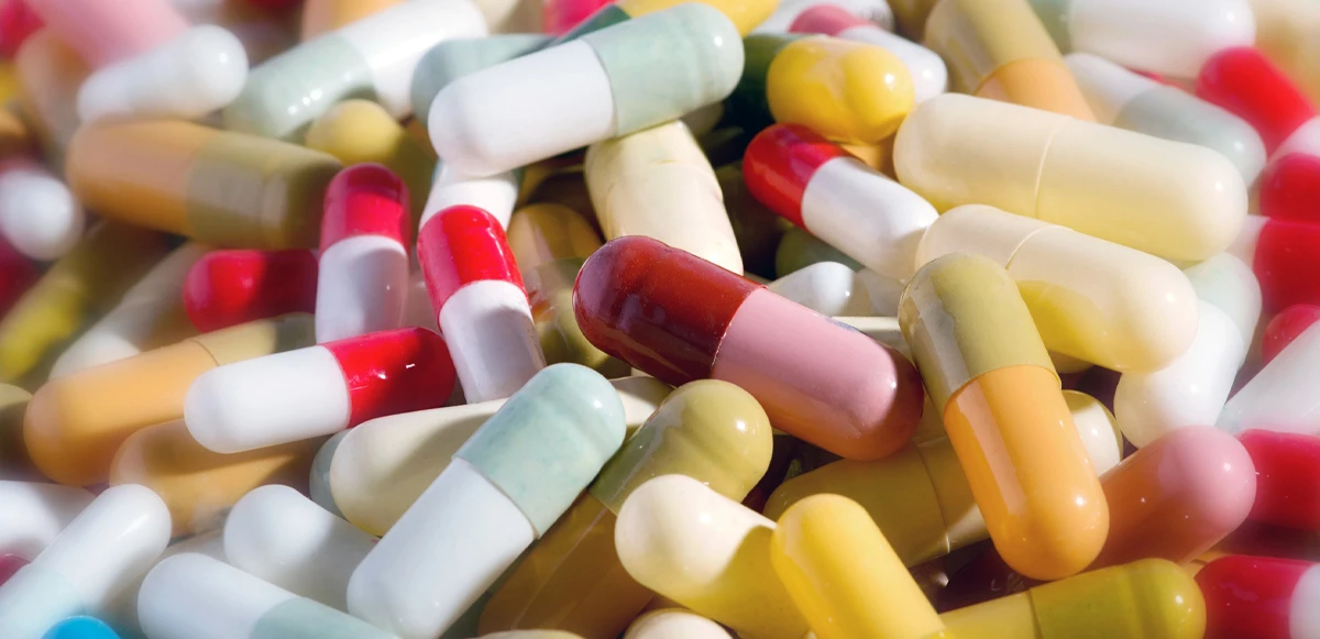 Bilinçsiz antibiyotik kullanımı tehlike saçıyor! Uzmanlardan antibiyotik uyarısı: 100 yıl geri gidebiliriz