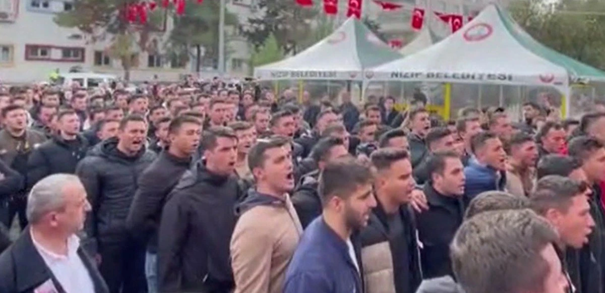 Pençe Kilit şehidi Duabey Onur Öztürkmen’in devrelerinden duygulandıran Harbiye Marşı!