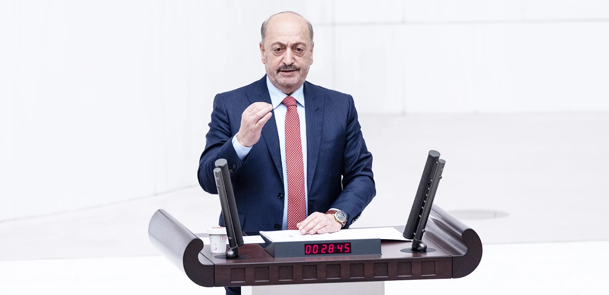 EYT’de prim şartı ne olacak? Çalışma Bakanı Vedat Bilgin doğru bilinen yanlışı açıkladı!