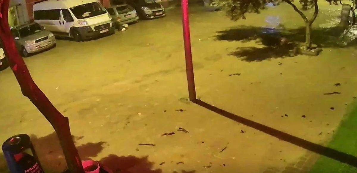 Önünde ne varsa sürükledi! Kumluca’daki sel felaketinde yaşananlar kamerada