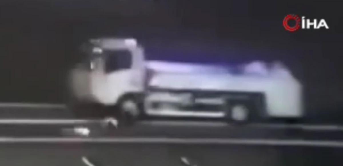 ABD'de hava yolu çalışanı kamyon tarafından ezildi!