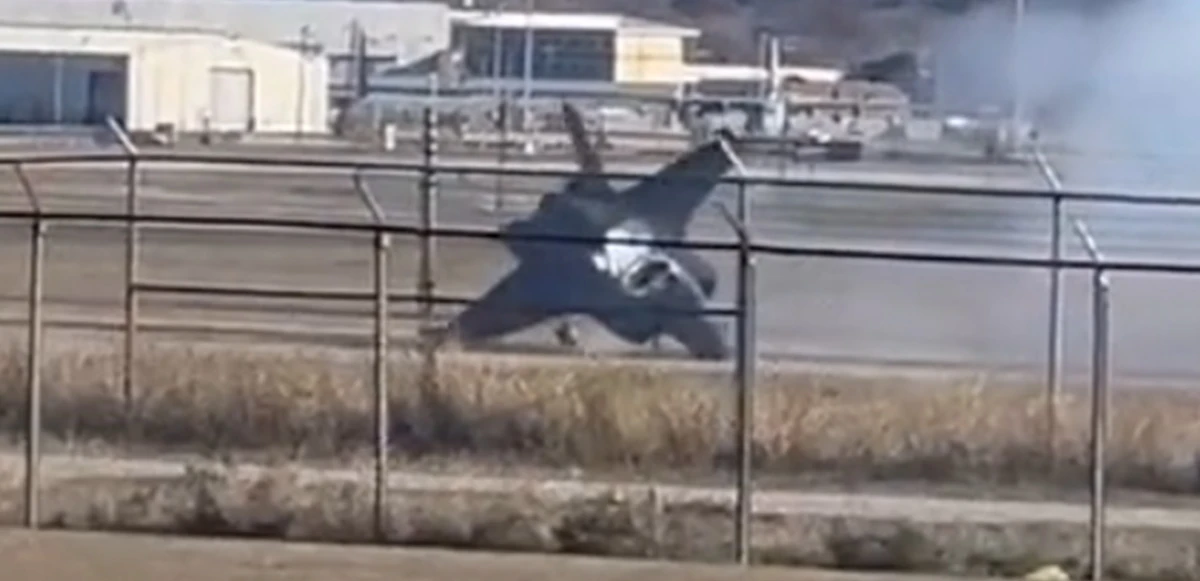 ABD'de F-35 piste böyle çakıldı