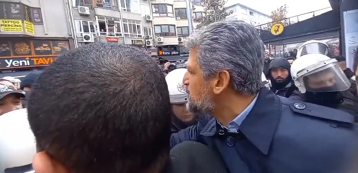 HDP'li Garo Paylan'dan polise skandal tehdit: Parmağını salladı, 'hesap vereceksin' dedi!