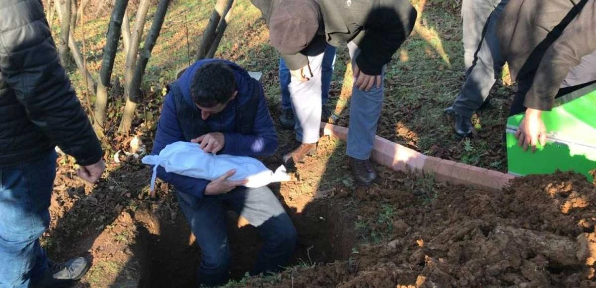 Babadan oğluna en acı veda: Görüntüler yürek burktu