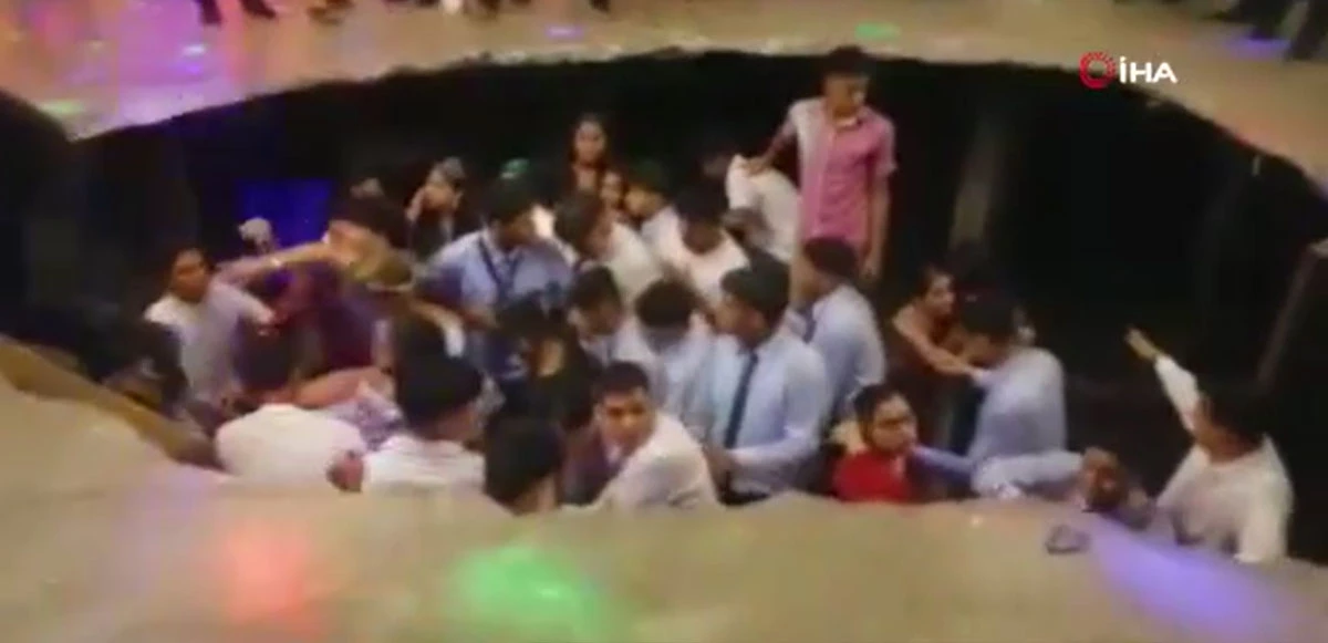 Lise mezuniyetinde facianın eşiğinden dönüldü