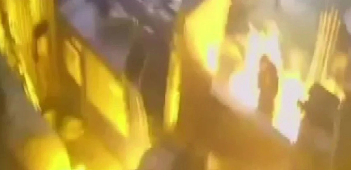 Ümraniye’de geri dönüşüm tesisinde patlama!
